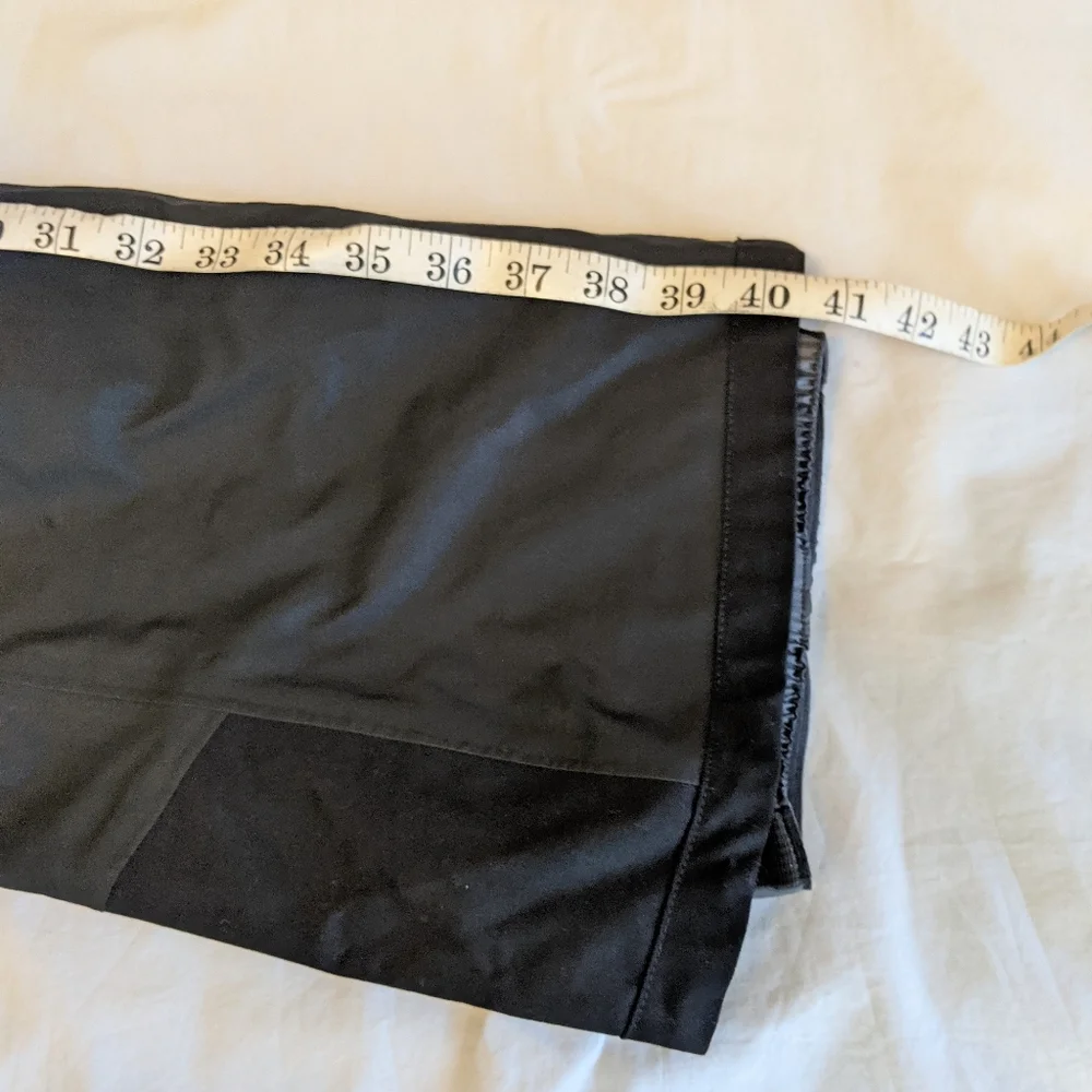 Like New Patagonia Women's Insulated Ski Pants Size XS - Picture 4 of 11
